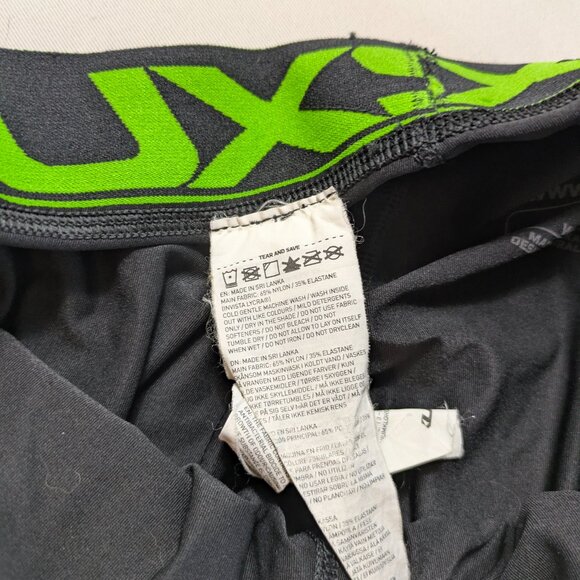 2XU Women's Compression Tights - Size Large (Lightly Worn) - Picture 6 of 6